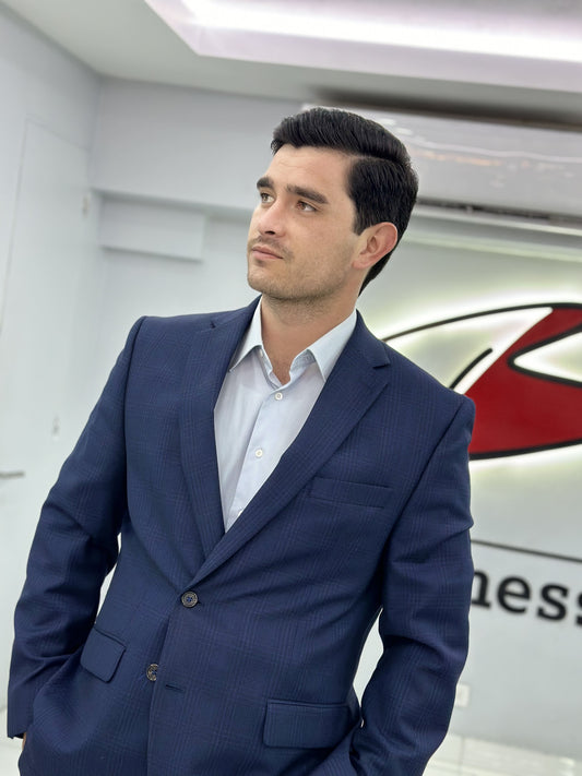 Cómo un buen corte de cabello puede potenciar tu imagen y confianza.